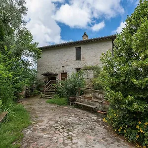 Agriturismo Il Poggio Degli Scoiattoli Перуджа